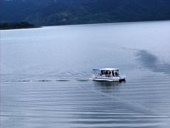Boat trip at Arenal Lake