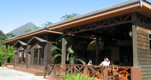 Arenal Green Hotel