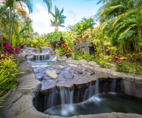A fantastic experience awaits you at Titoku, one of Arenal's cheapest hot springs!
