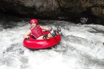 Arenal Tubing in La Fortuna