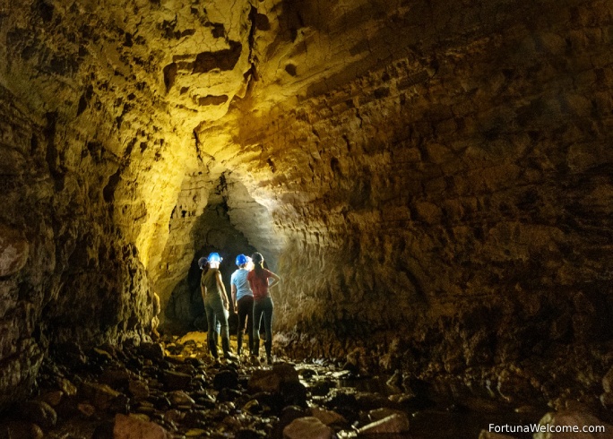 Venado Caves Tour